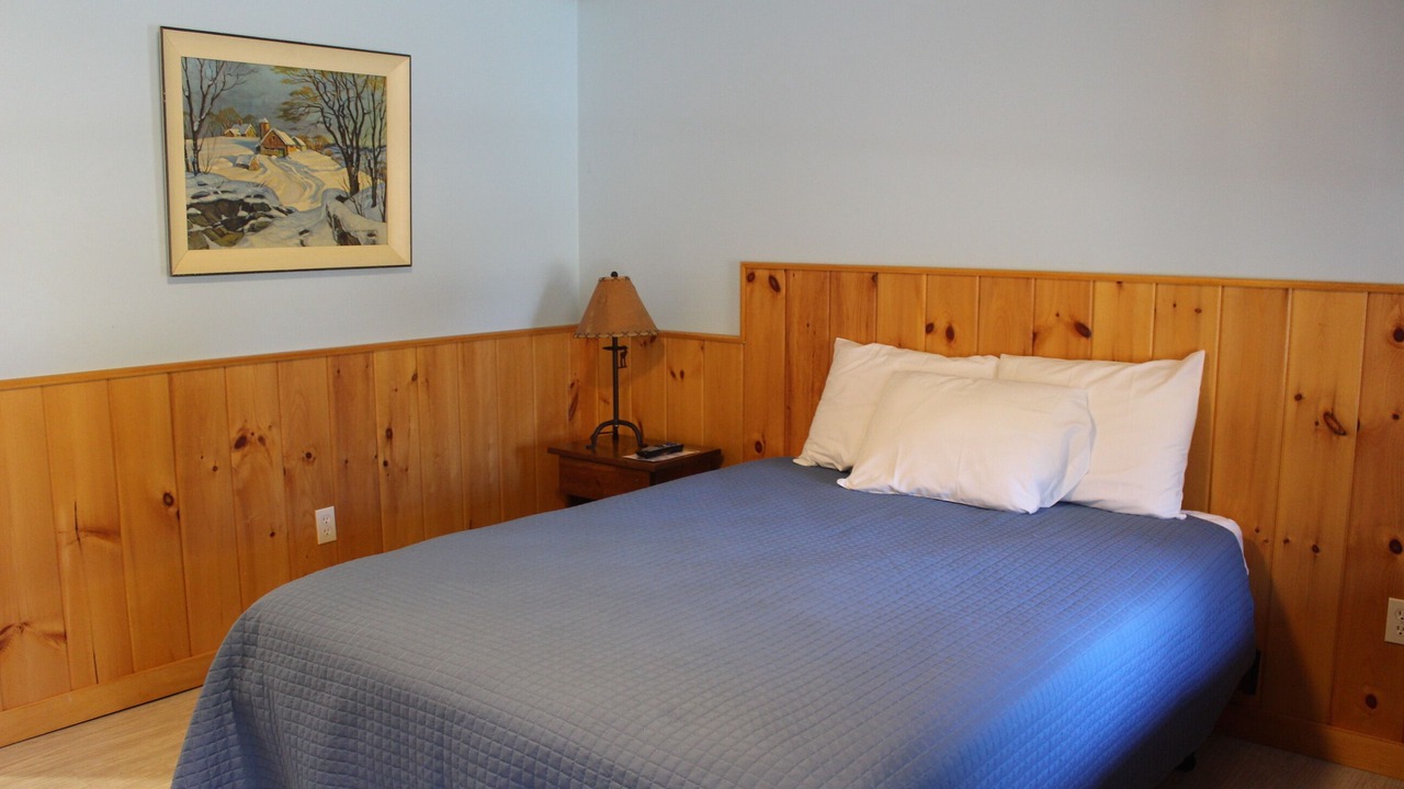 Photo of Bedroom in Long Lake