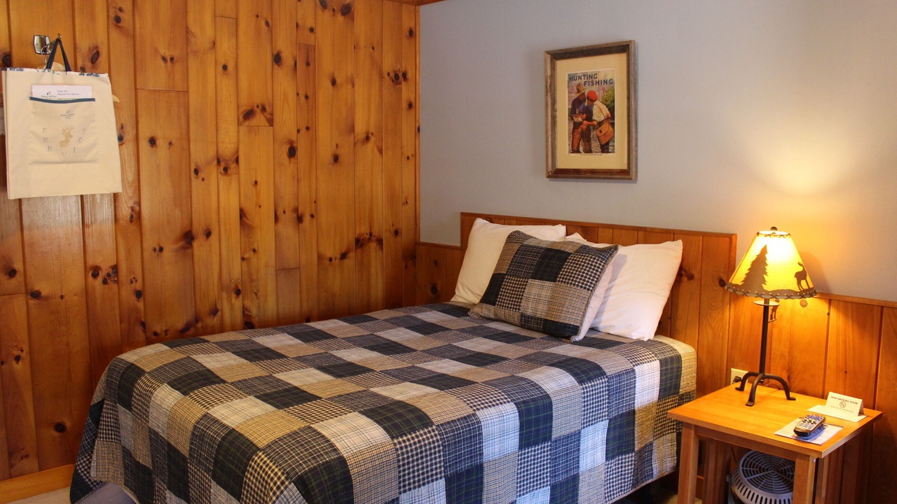Photo of Bedroom in Long Lake