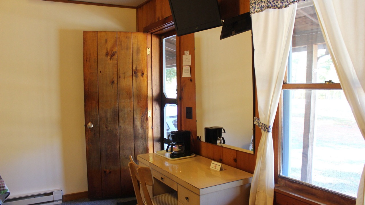 Photo of Bedroom in Long Lake