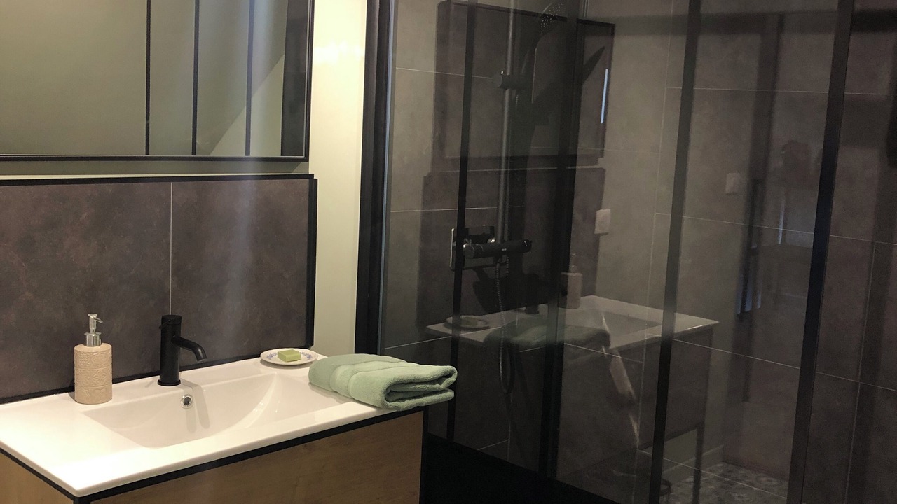 Photo of Others in Le Pondy