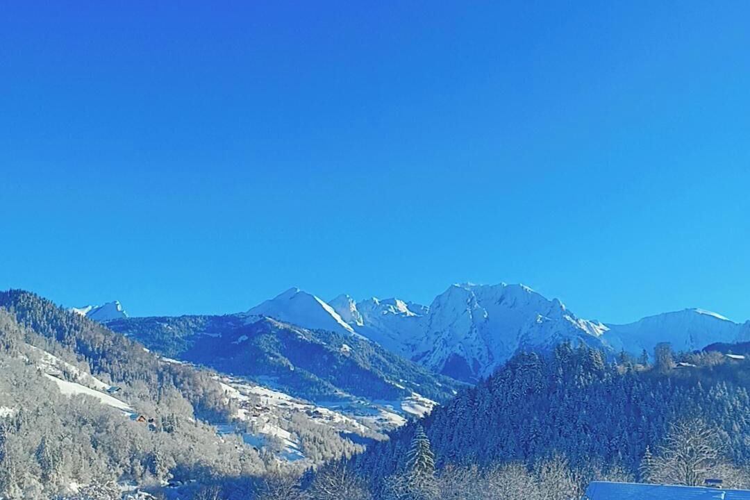 Photo of Others in Les Clefs