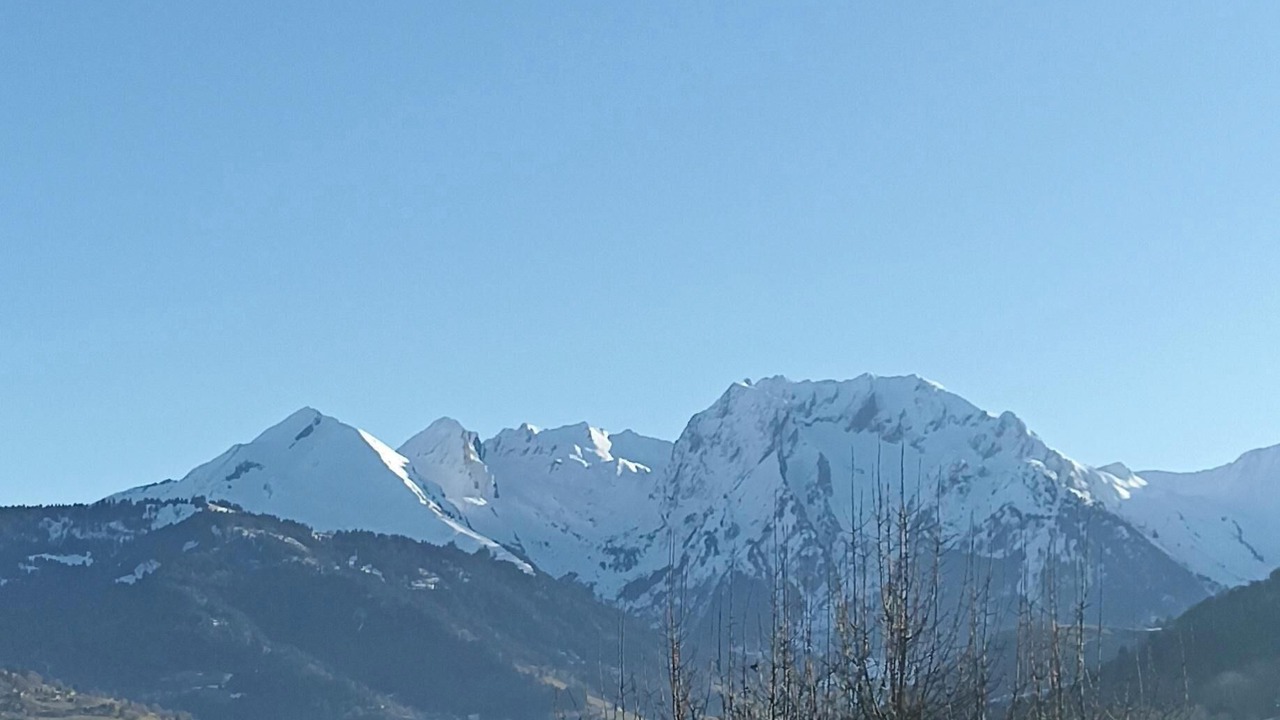 Photo of Others in Les Clefs