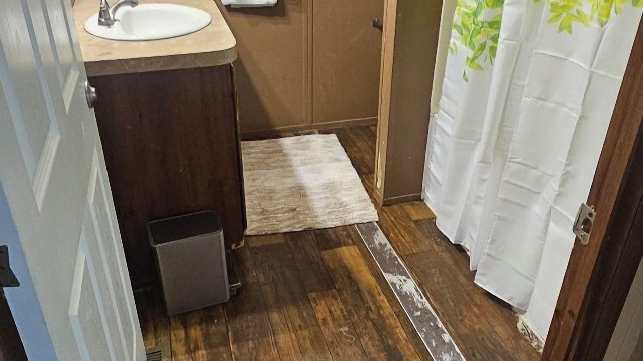 Photo of Bathroom in Bay Oaks Harbor