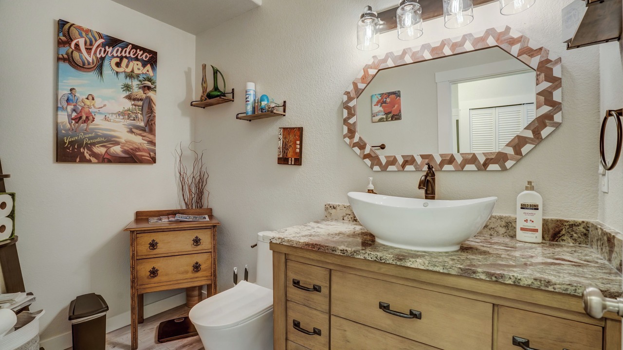 Photo of Bathroom in Monument