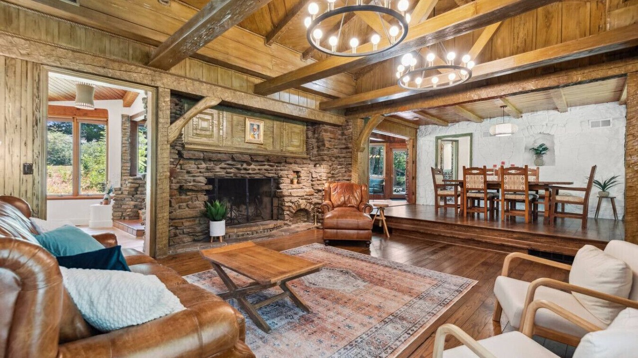 Photo of Livingroom in Bartlesville