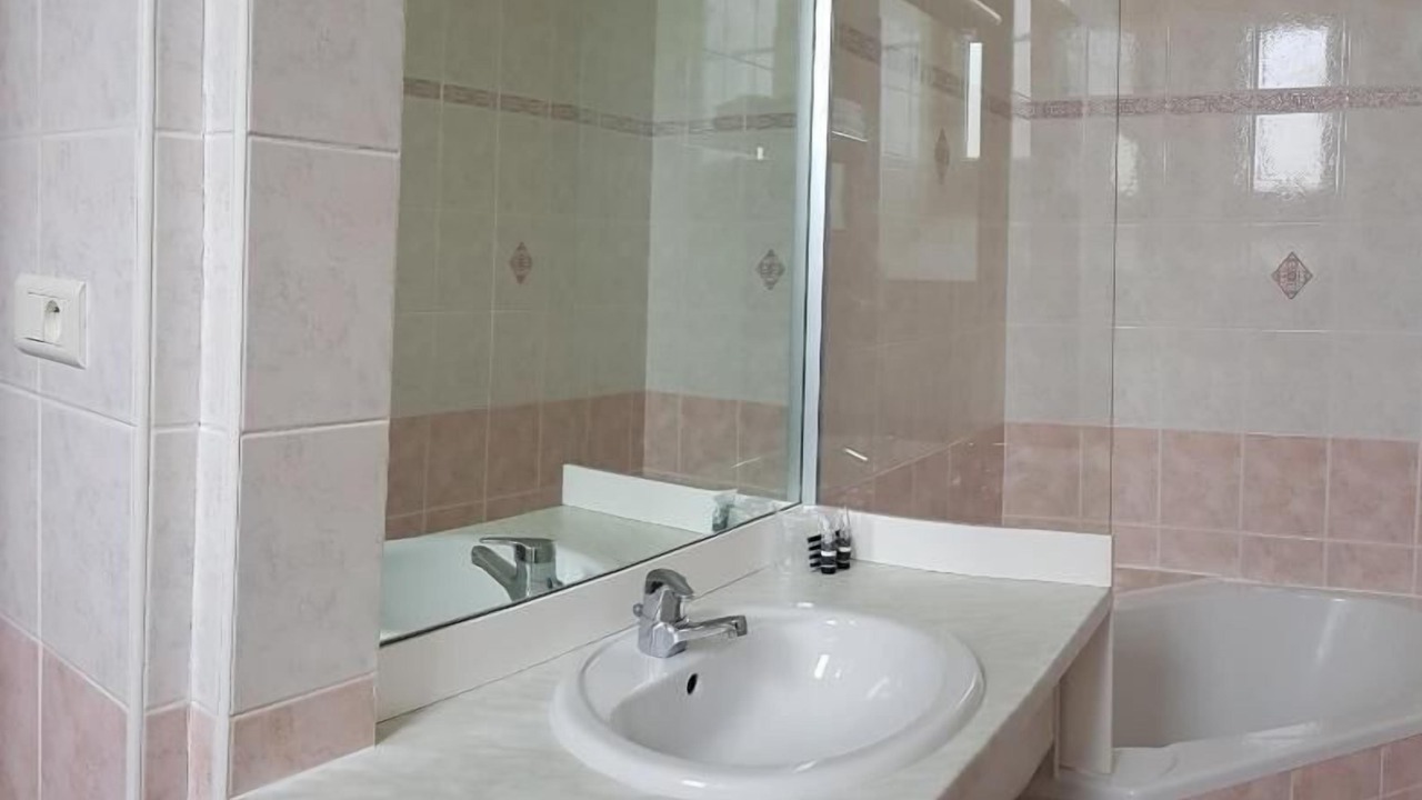 Photo of Bathroom in Oloron-Sainte-Marie