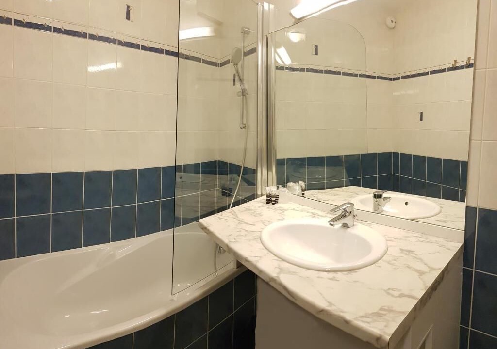 Photo of Bathroom in Oloron-Sainte-Marie