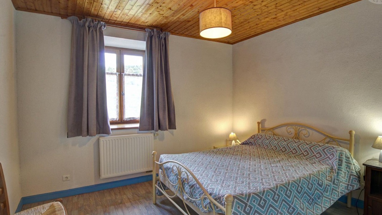 Photo of Bedroom in Gumieres