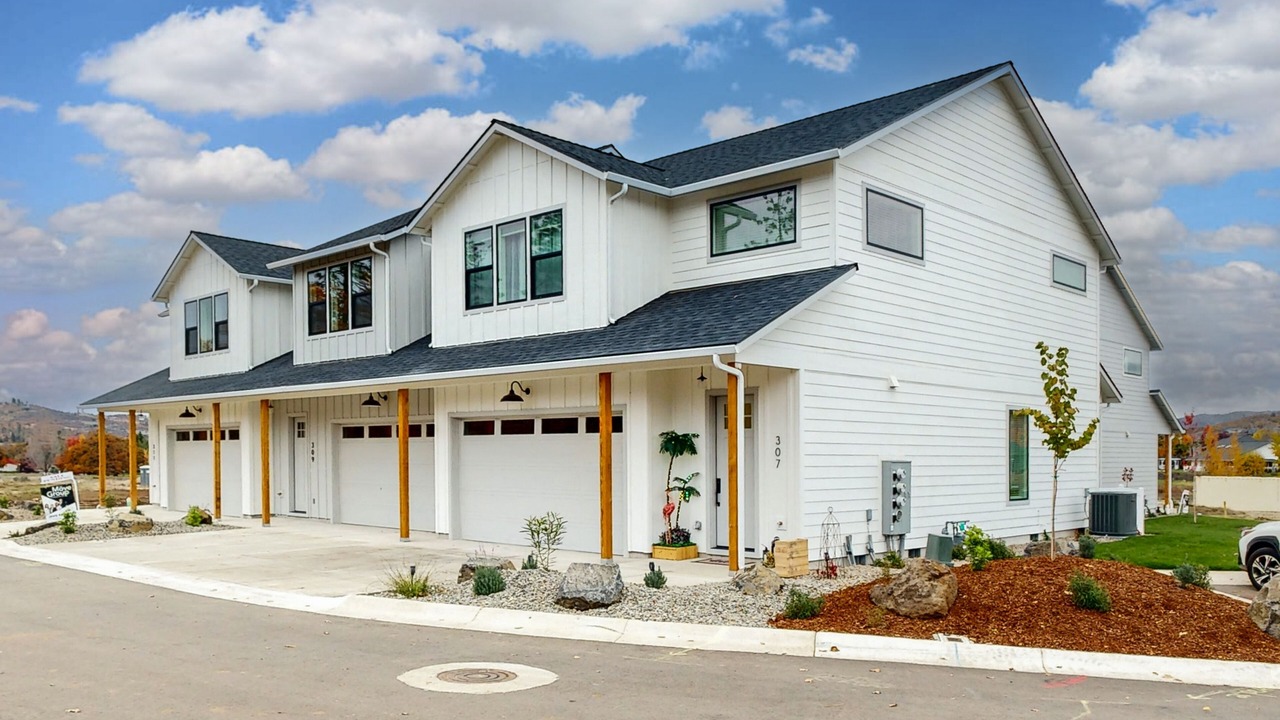 Photo of Outdoor in Eagle Point