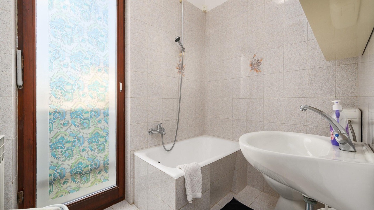Photo of Bathroom in Gulici