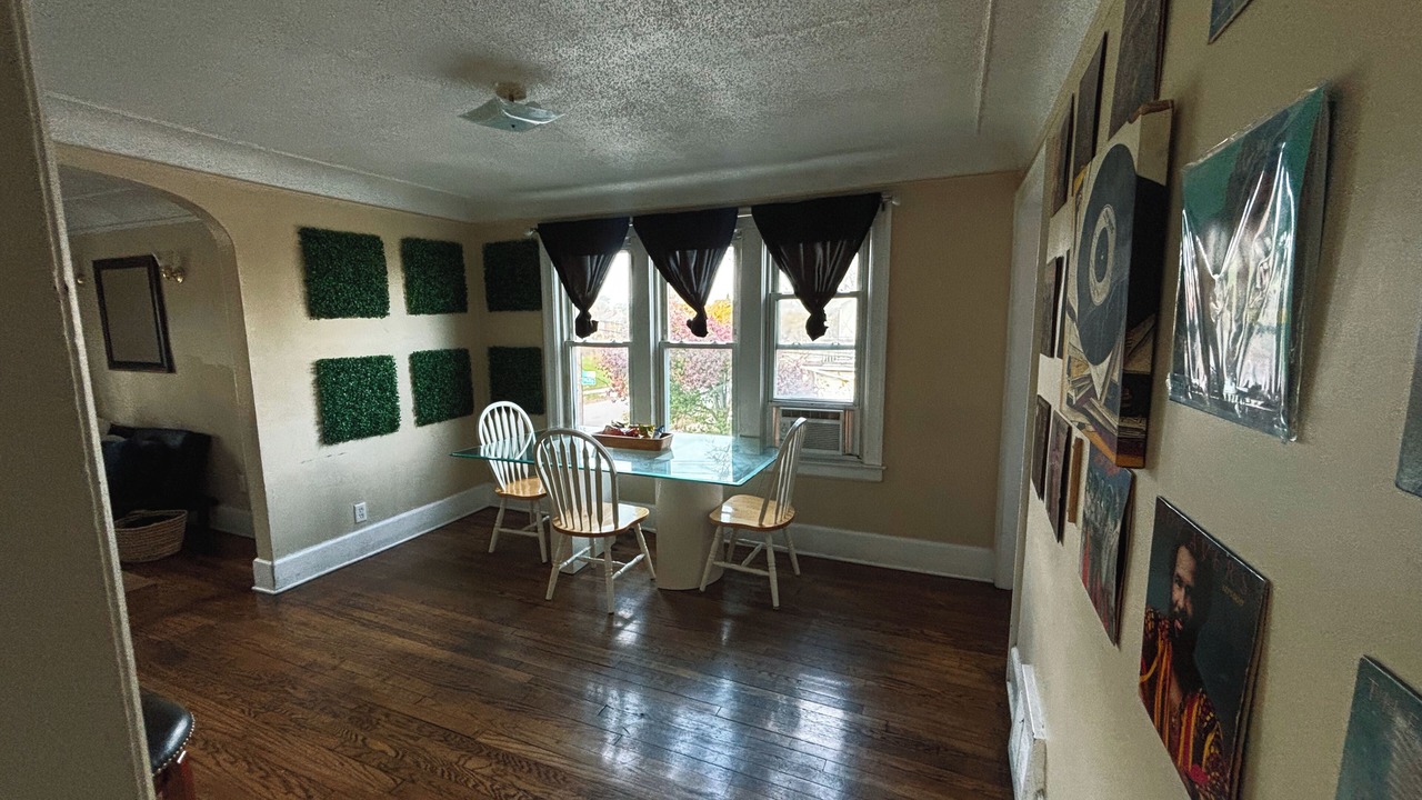 Photo of Livingroom in Detroit