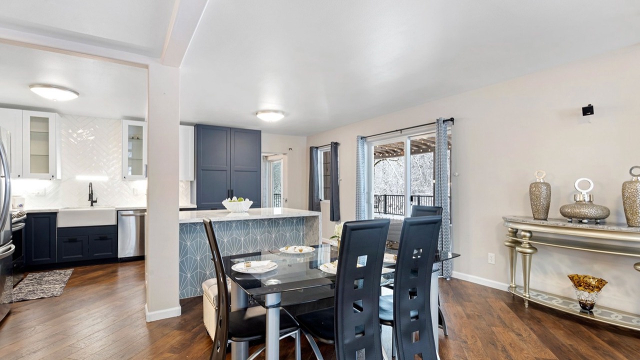 Photo of Others in Echo Lake