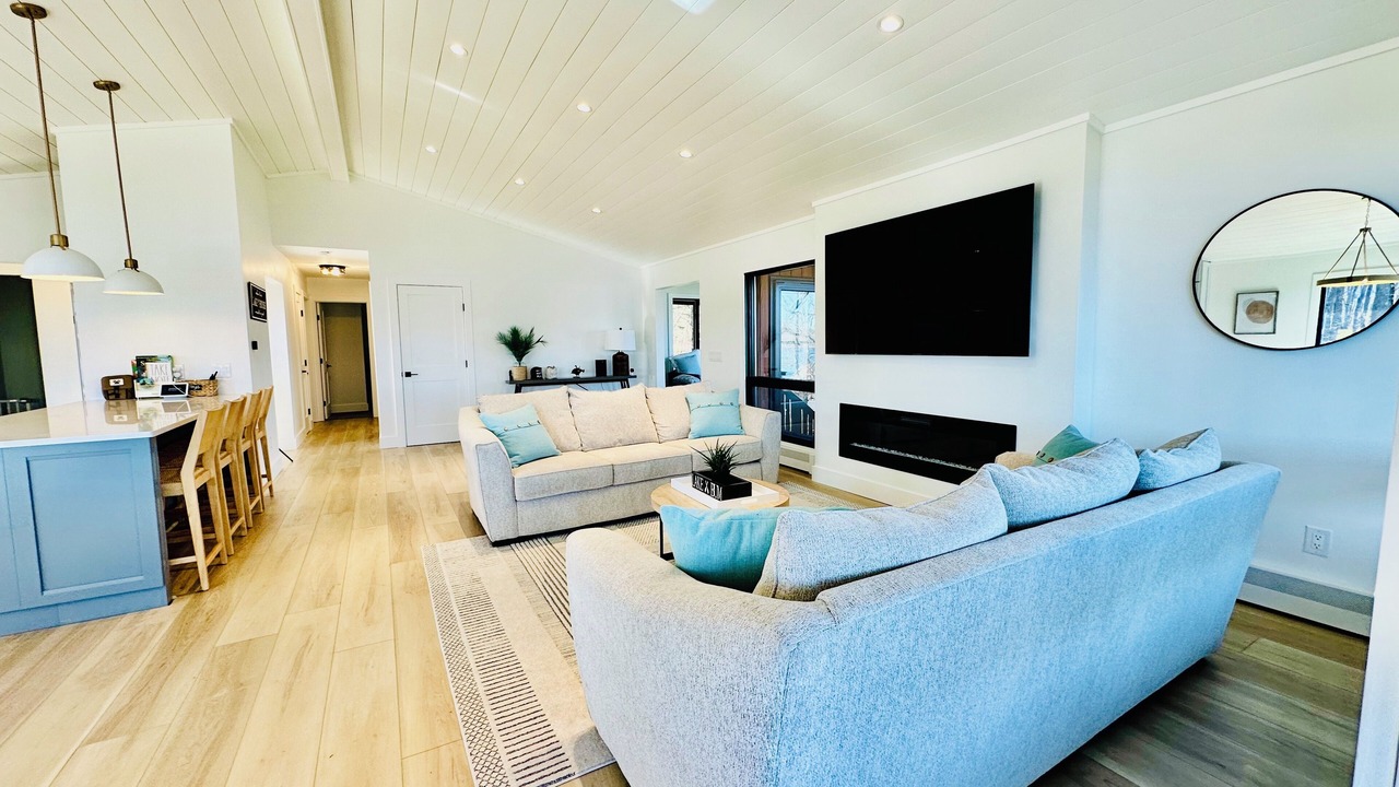 Photo of Livingroom in Geneseo