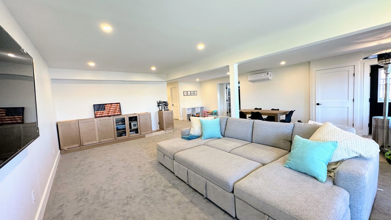 Photo of Livingroom in Geneseo