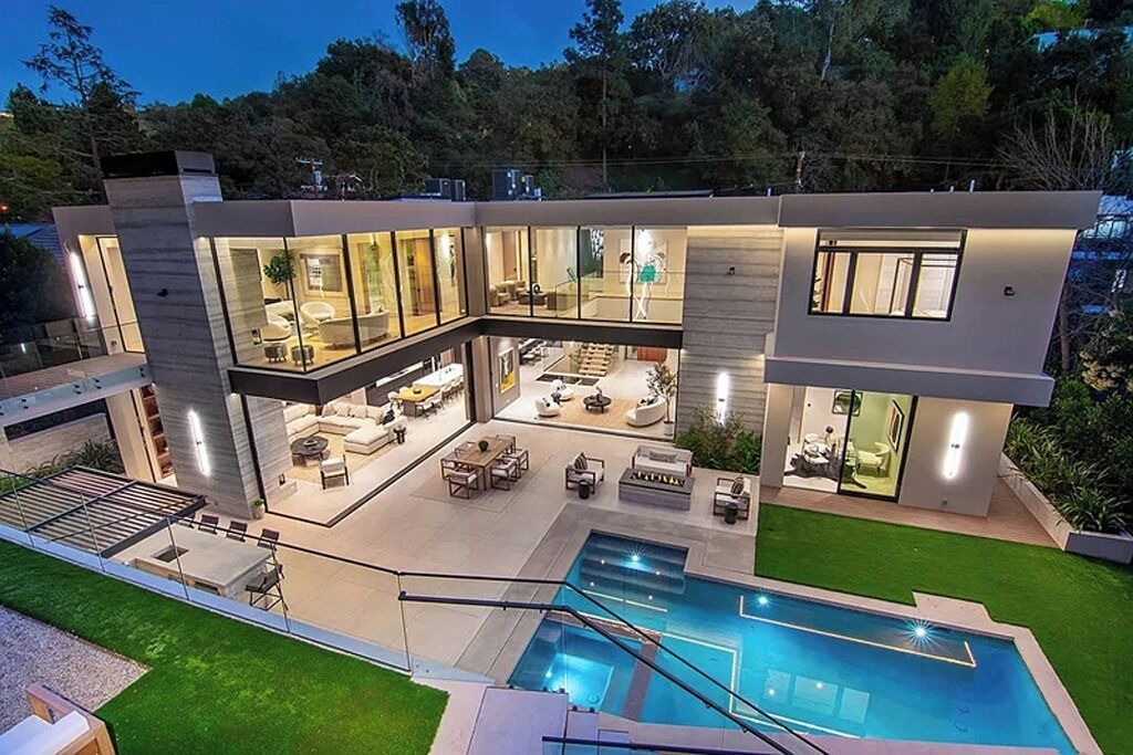 Photo of Outdoor in Beverly Glen