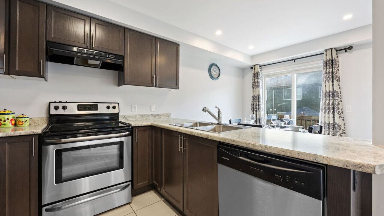 Photo of Kitchen in Oshawa