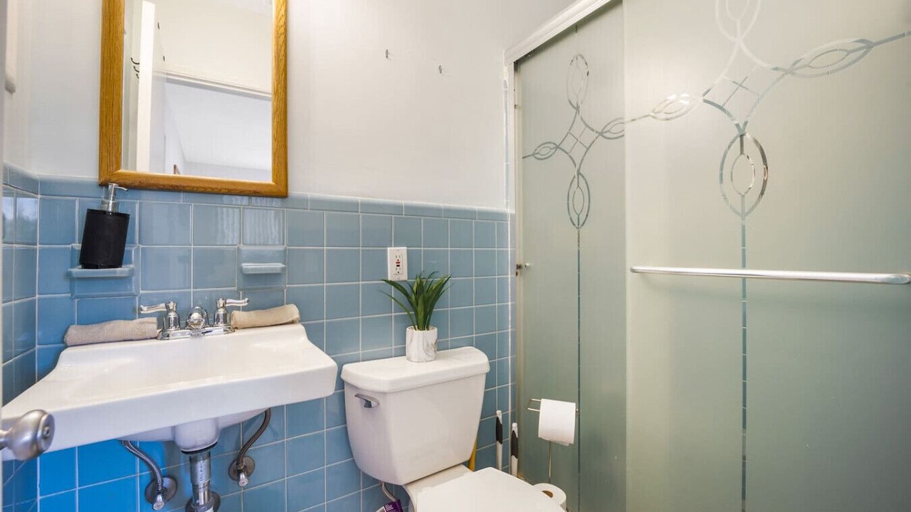 Photo of Bathroom in Ojus