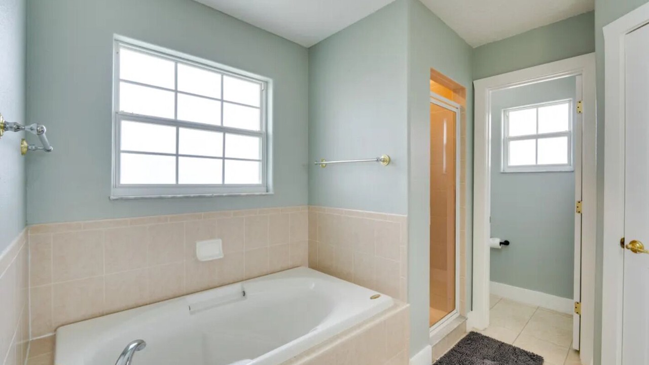 Photo of Others in Lake Davenport Estates