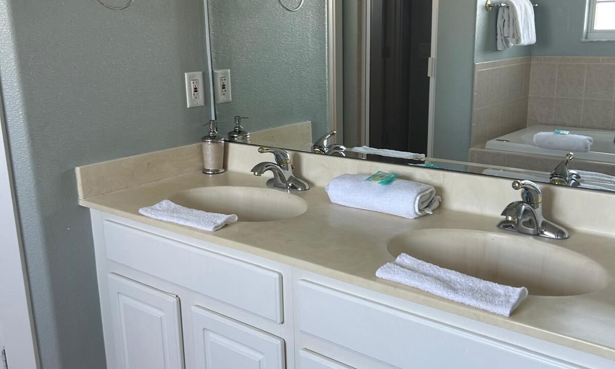 Photo of Others in Lake Davenport Estates