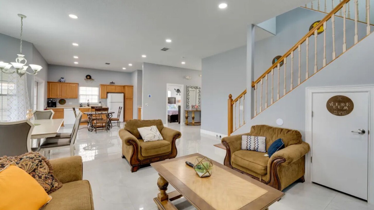Photo of Others in Lake Davenport Estates