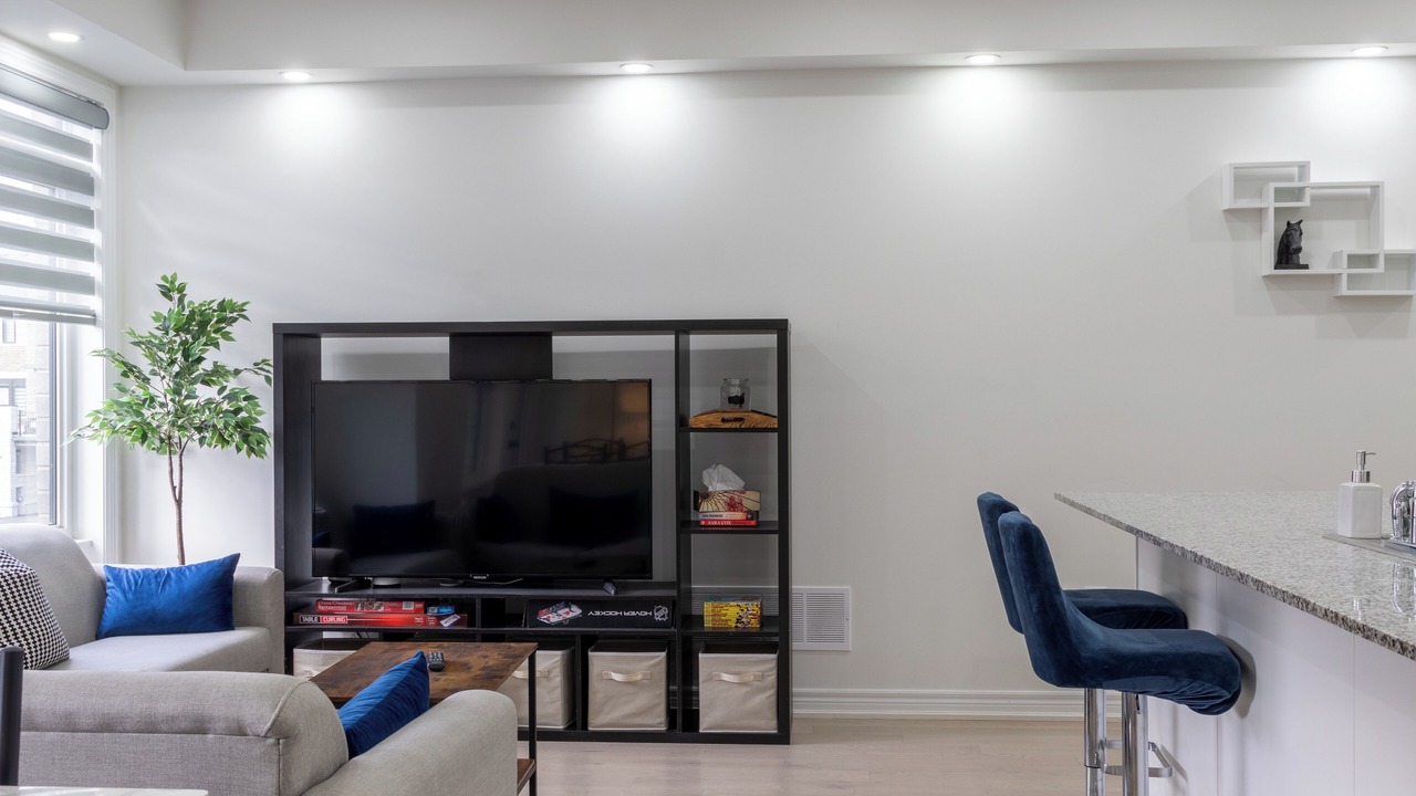 Photo of Livingroom in Ajax