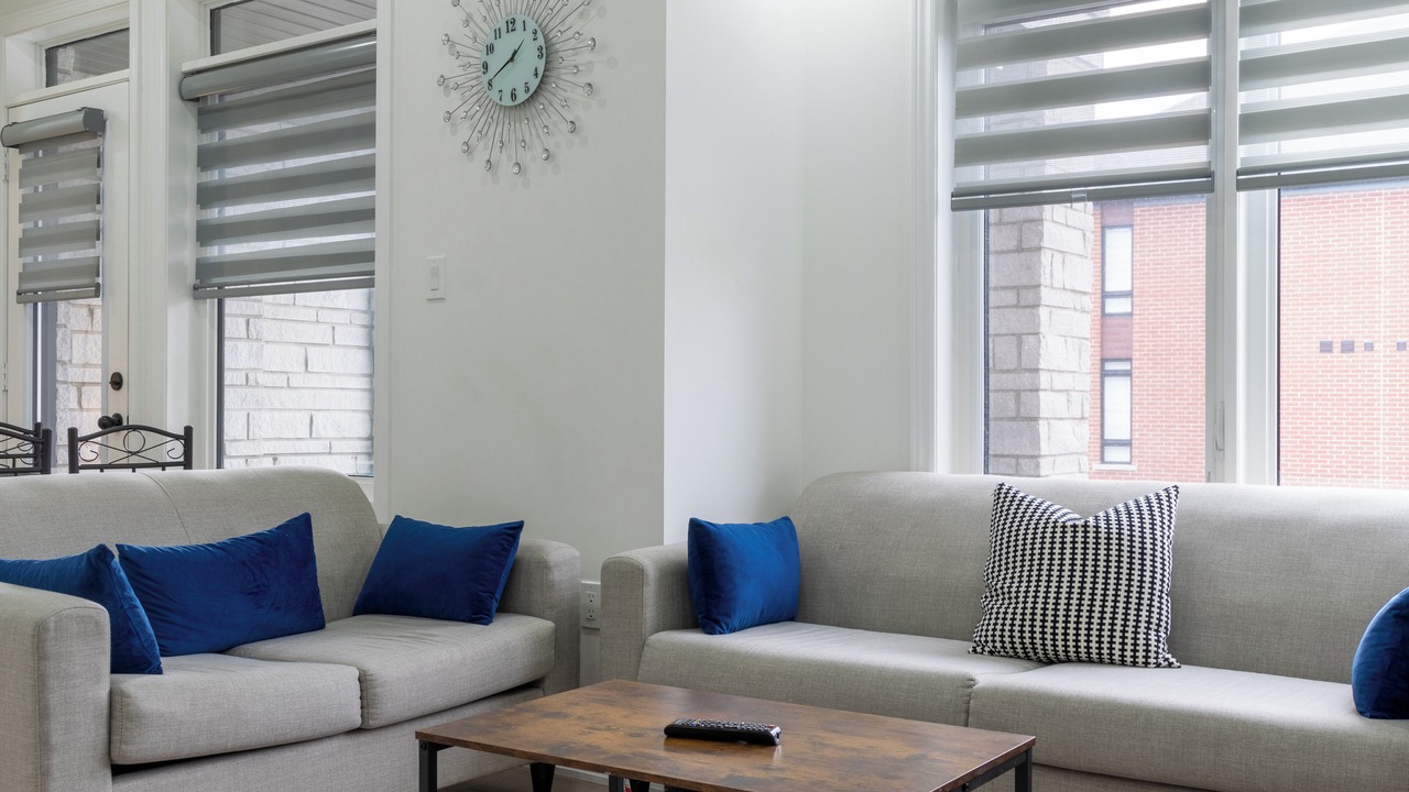 Photo of Livingroom in Ajax