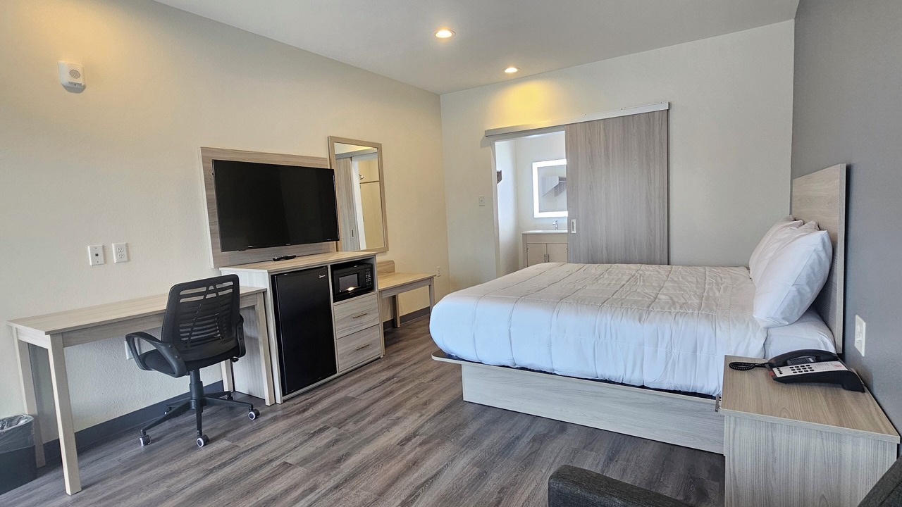 Photo of Bedroom in McNair