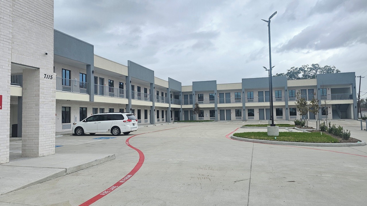 Photo of Outdoor in McNair