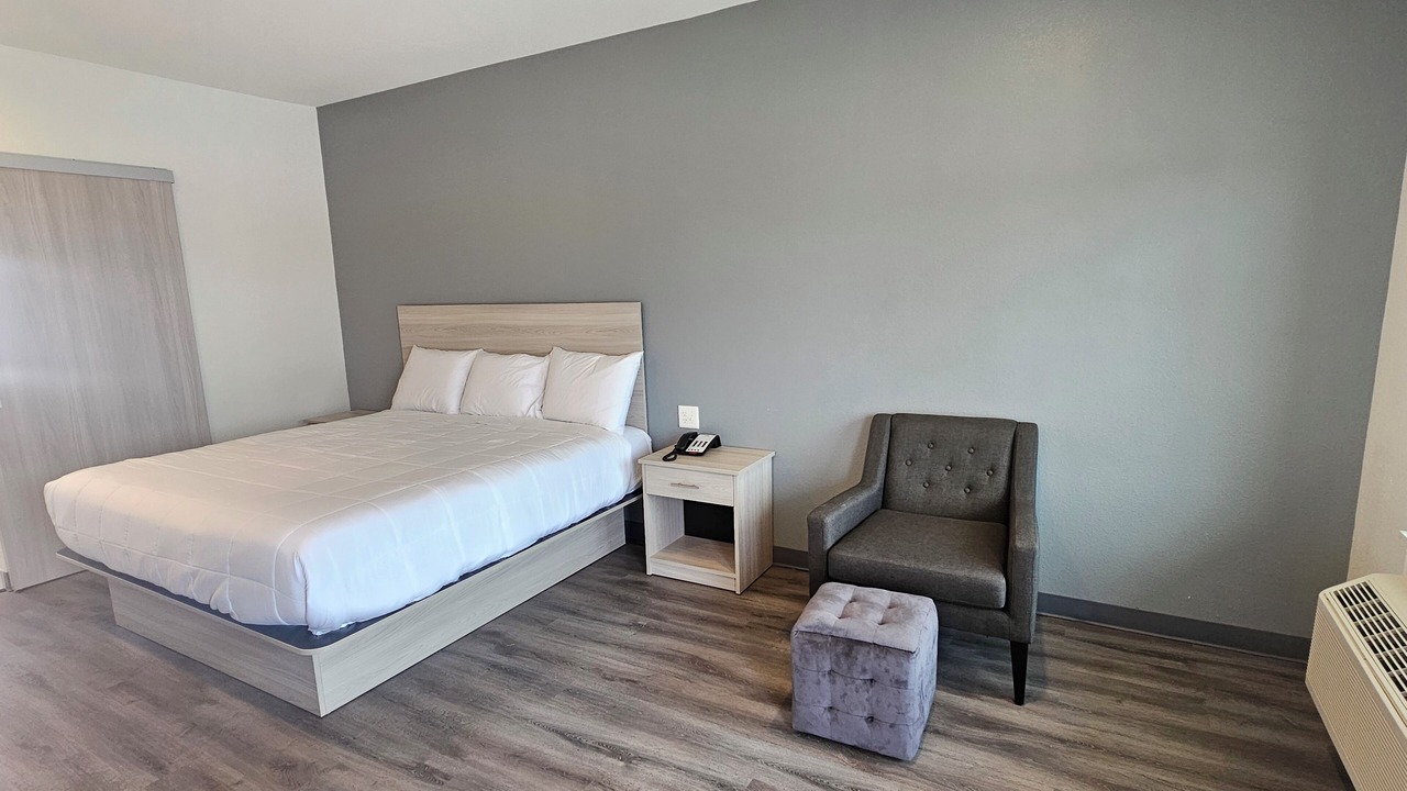 Photo of Bedroom in McNair