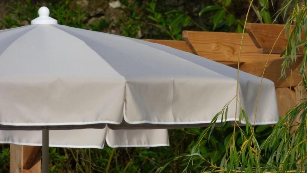 Photo of Outdoor in Tavers