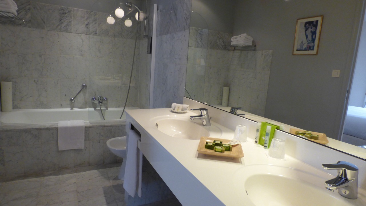 Photo of Bathroom in Tavers