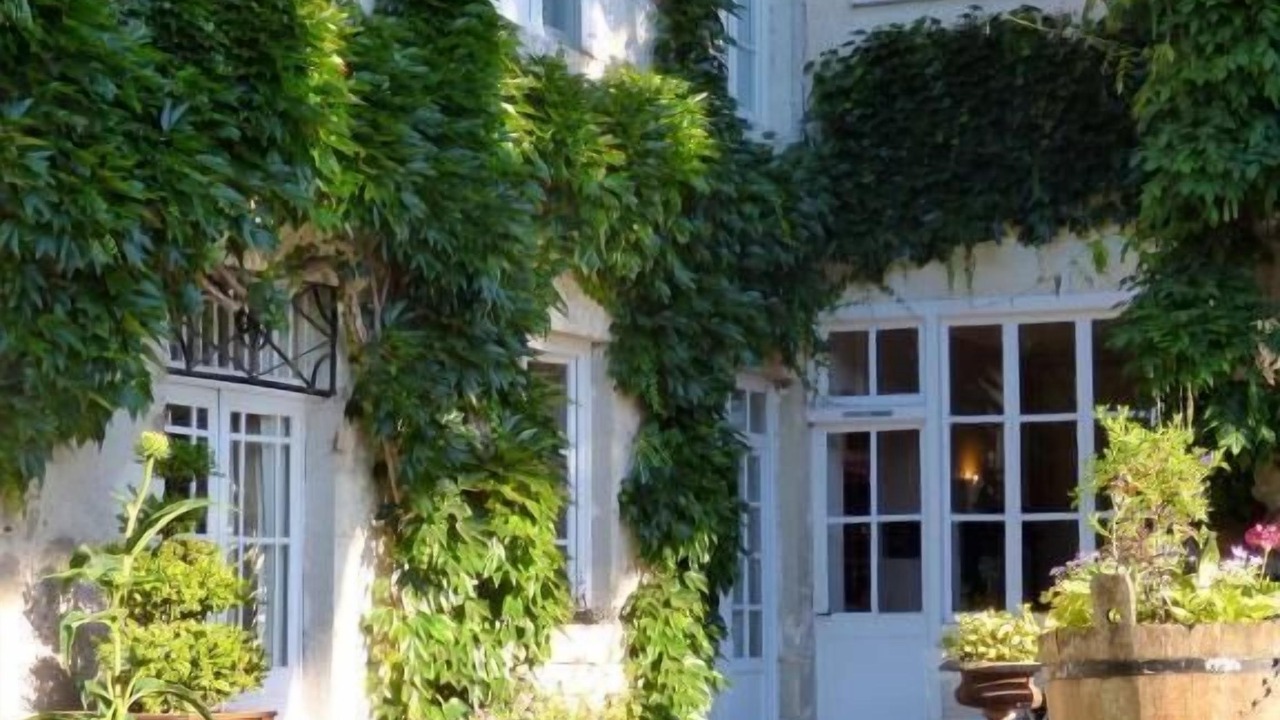 Photo of Outdoor in Tavers