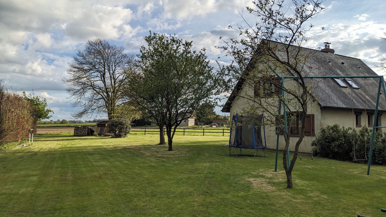 Photo of Outdoor in Villainville