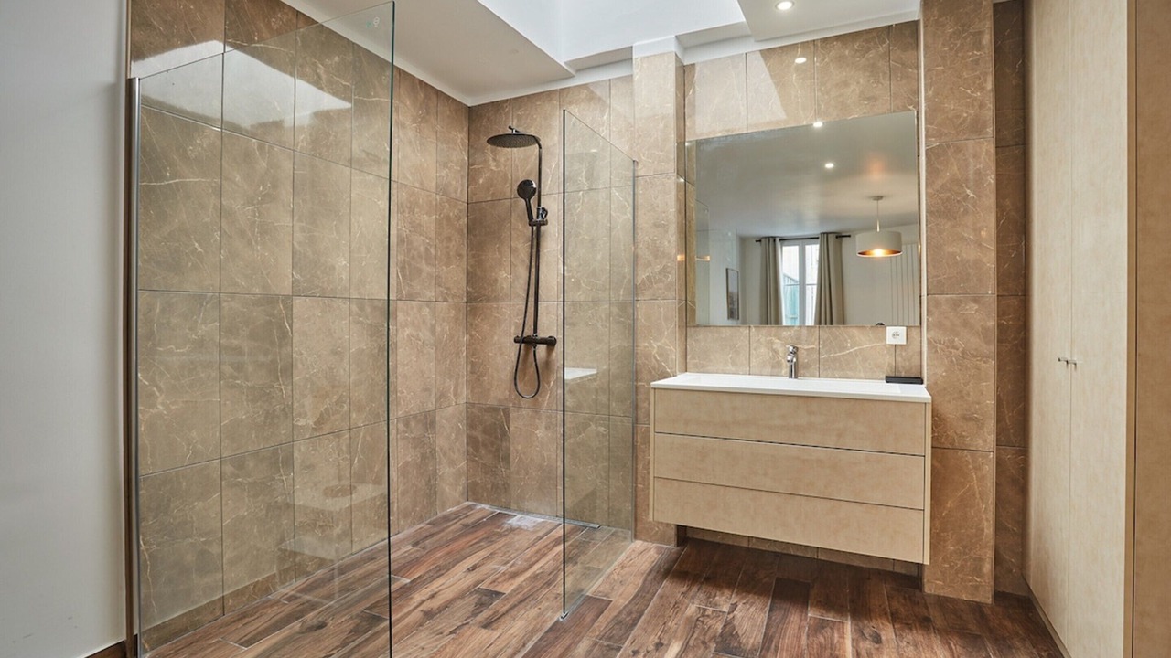Photo of Bathroom in Saint-Vincent-de-Paul