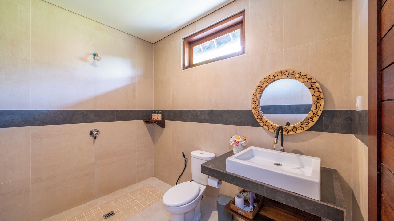 Photo of Bathroom in Ceningan Island