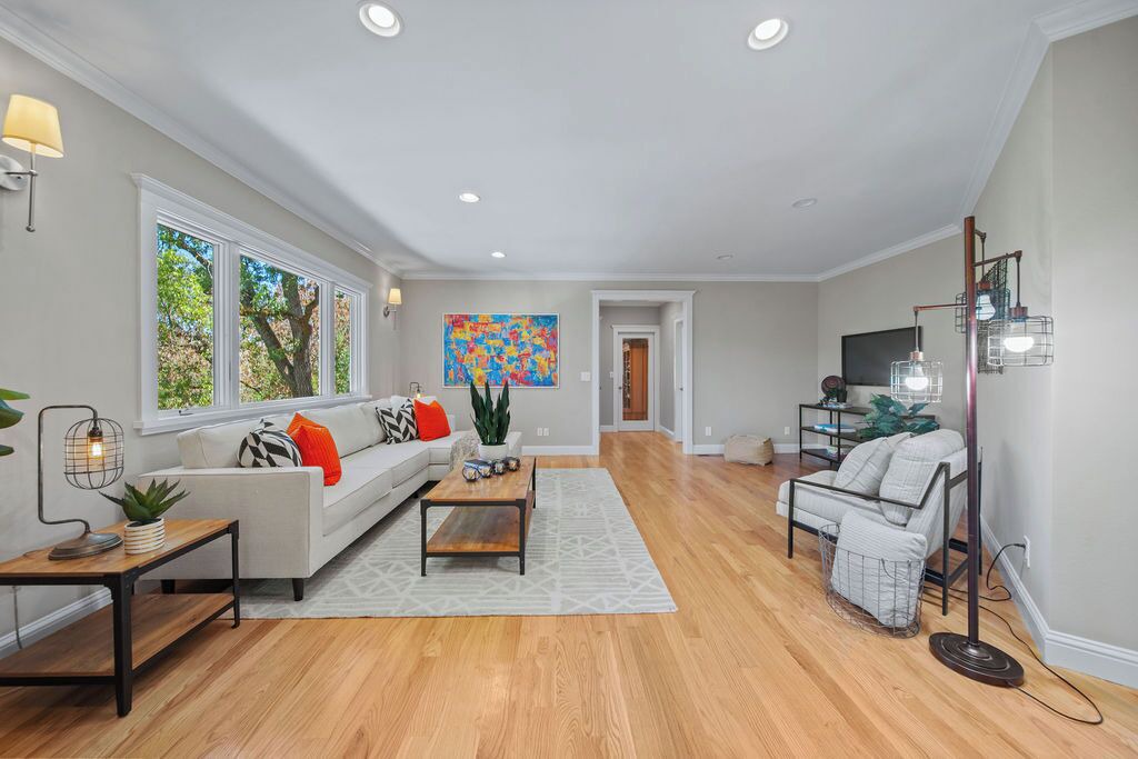 Photo of Livingroom in Stanley