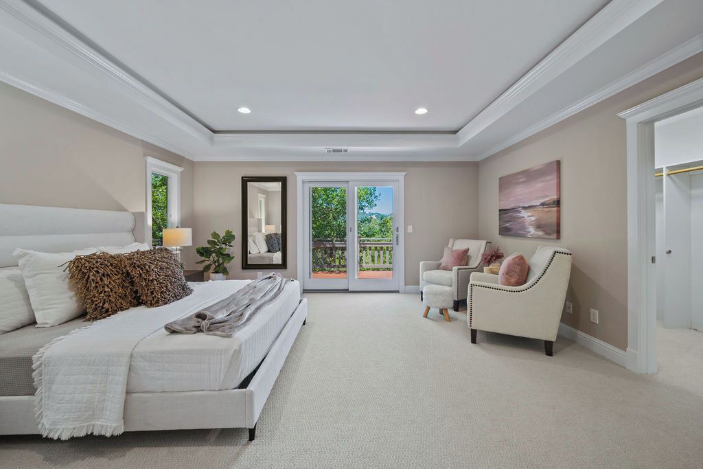 Photo of Others in Stanley