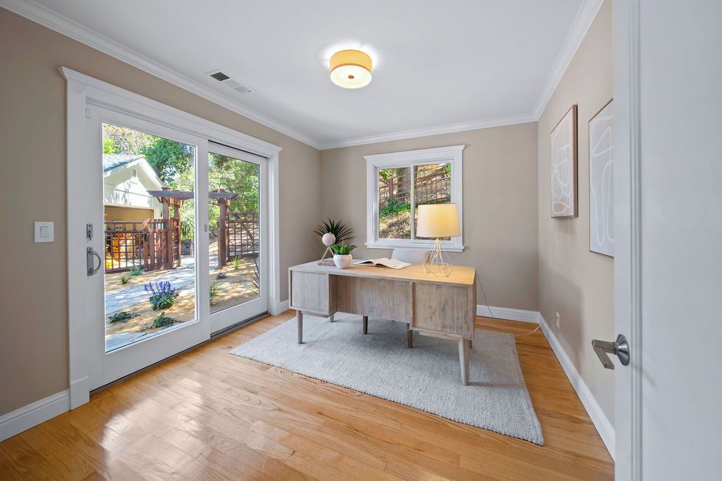 Photo of Others in Stanley