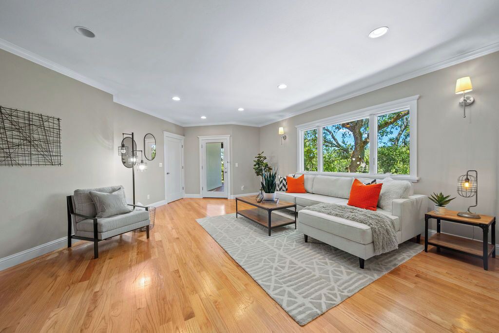 Photo of Livingroom in Stanley