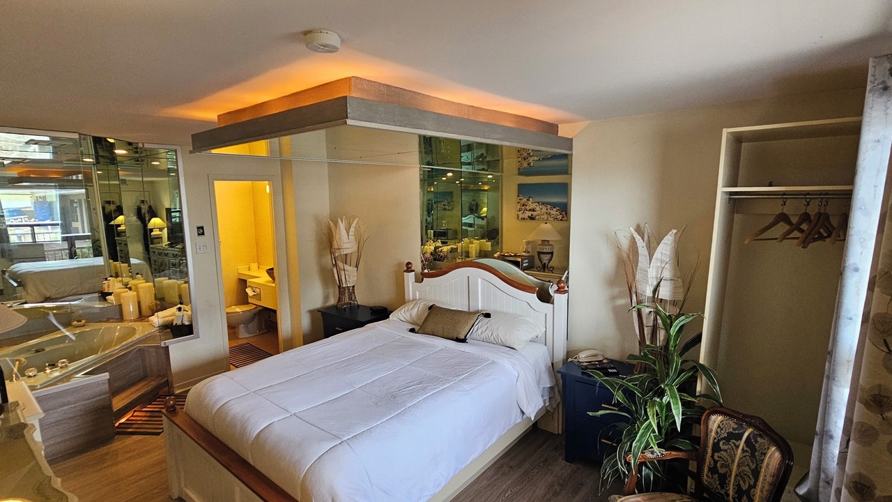 Photo of Bedroom in Saint-Timothee