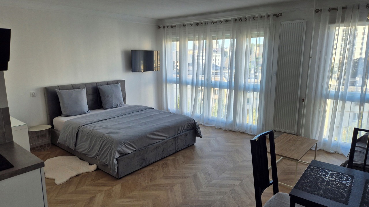 Photo of Others in Petit-Ivry