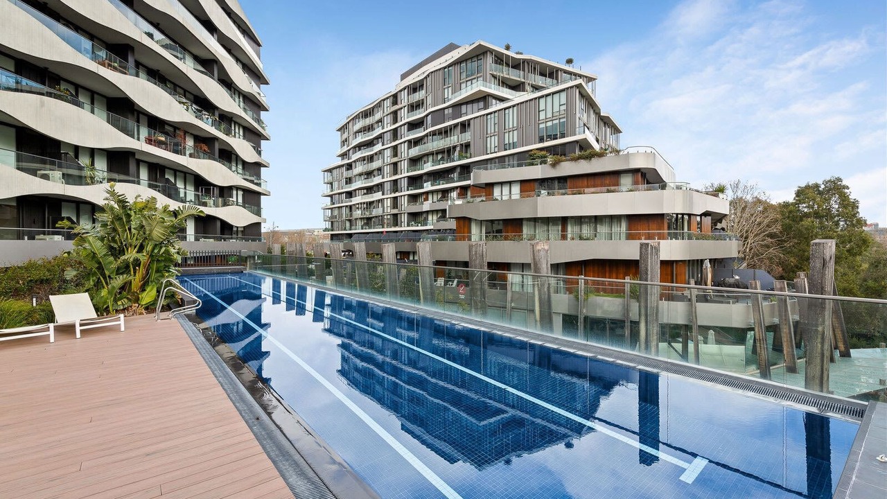 Photo of Outdoor in Kew