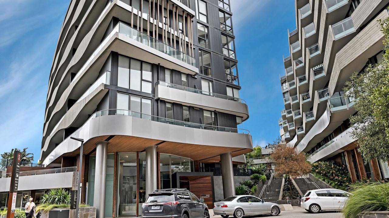 Photo of Outdoor in Kew