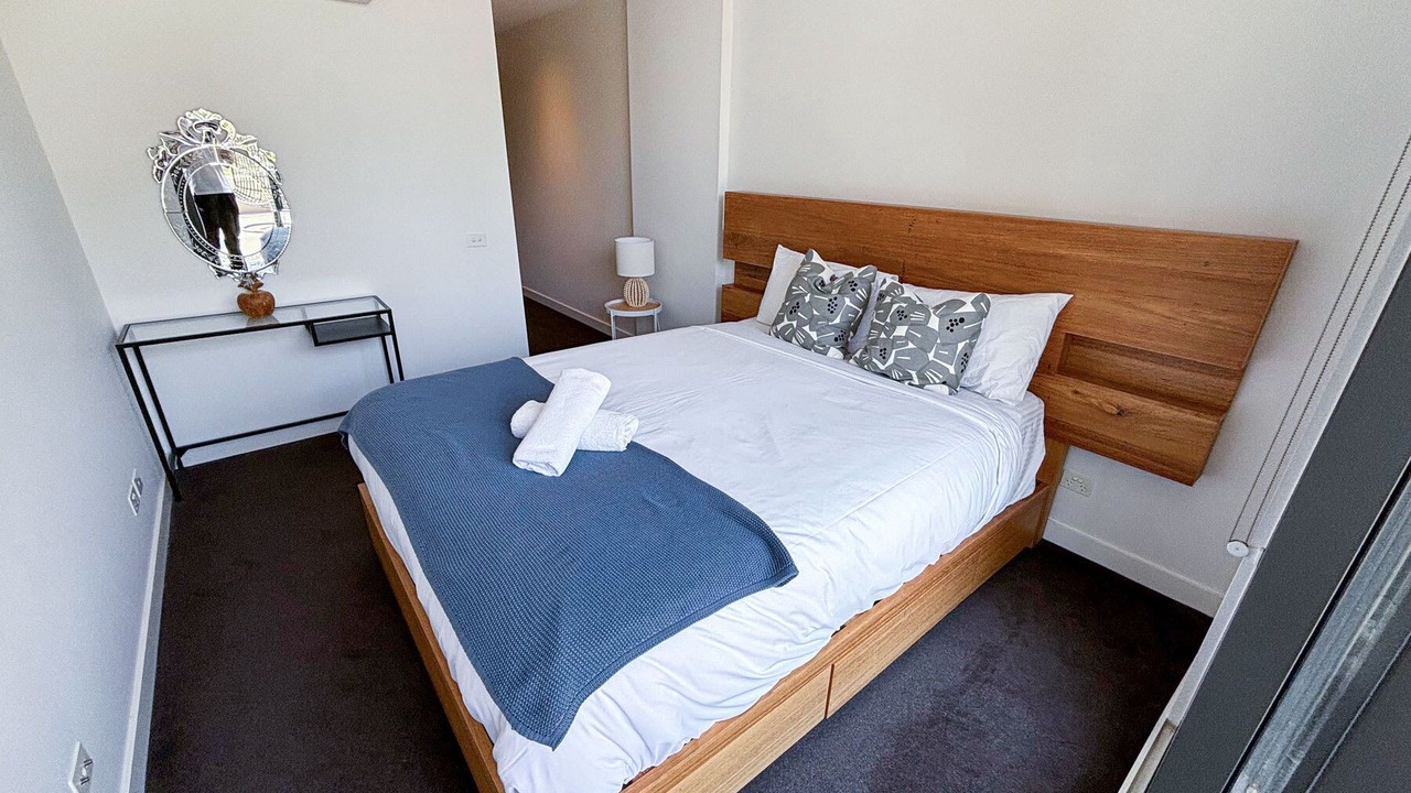 Photo of Others in Kew