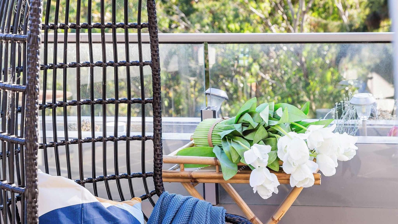 Photo of Outdoor in Kew