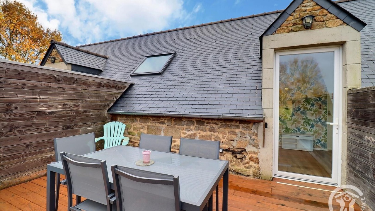 Photo of Outdoor in La Selle-en-Cogles