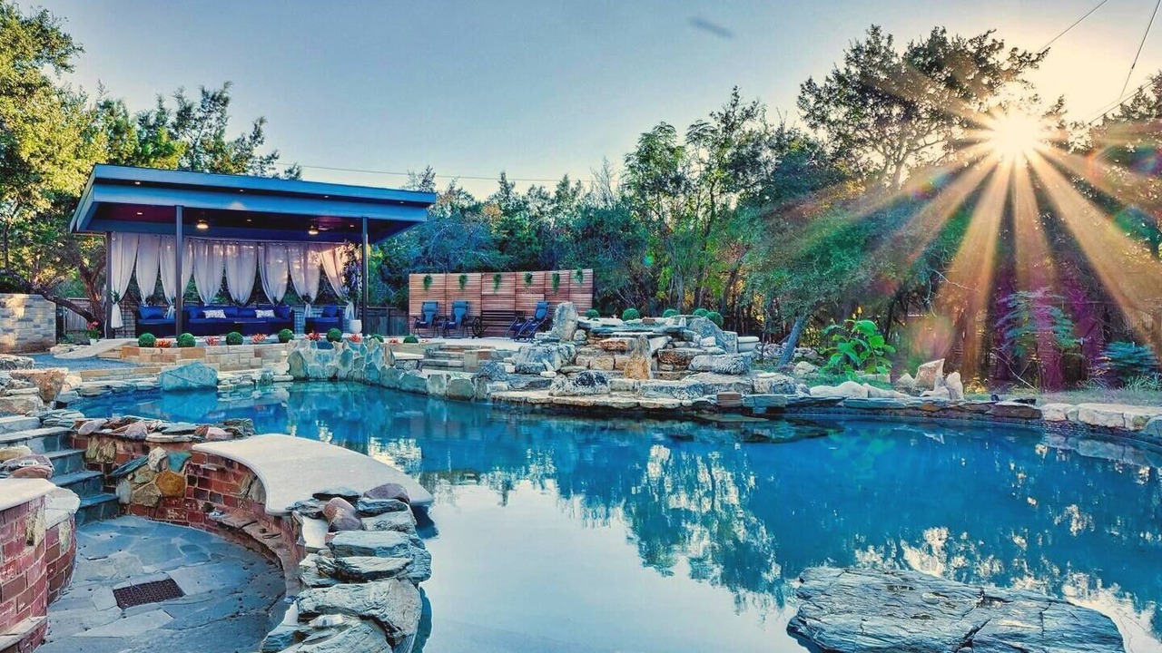 Photo of Outdoor in Hudson Bend