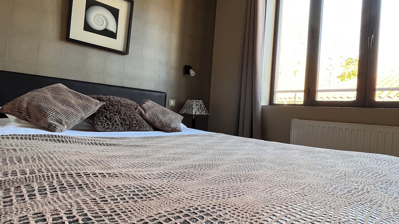 Photo of Bedroom in Caillac