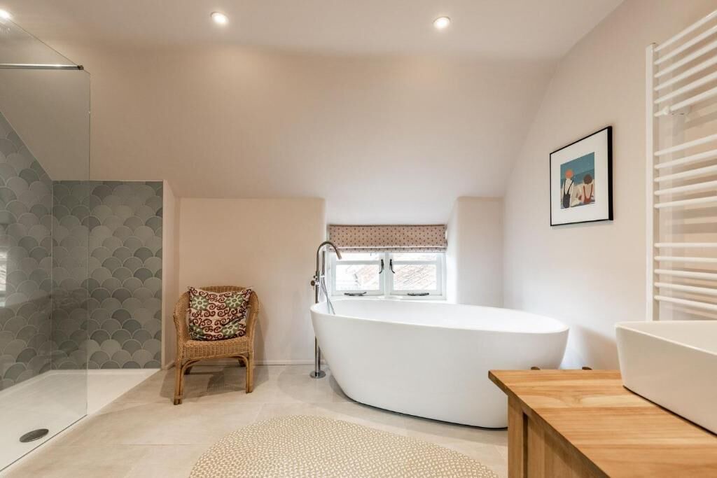 Photo of Others in Salthouse