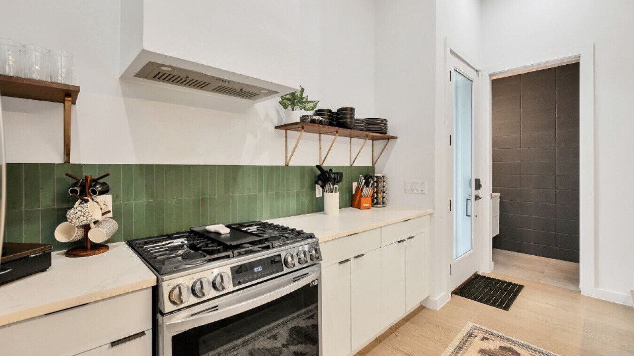 Photo of Kitchen in MLK
